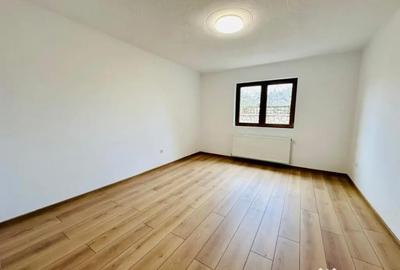Casă cu 5 camere cu Teren 450 Mp în Central - 2