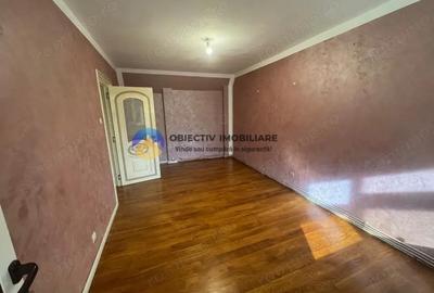 Apartament 4 camere de vanzare ,etaj 1 - 89,67 mp - Zona centrala - 2