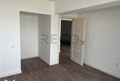 Apartament cu 2 camere decomandat în Cantemir - 13