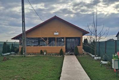 Casă cu 4 camere în Bradu - 7