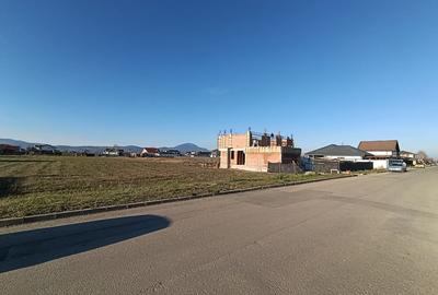 Teren intravilan  – 1.000 mp – Cristian,Jud Brasov , str. Preot Virgil - 2