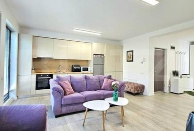 Apartament cu 3 camere semidecomandat în Hașdeu