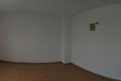 Casă cu 4 camere în Radu Negru