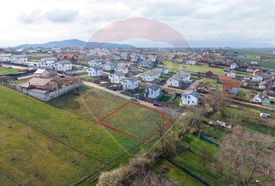 Teren Construcții intravilan de 814 mp, în Bod - 2