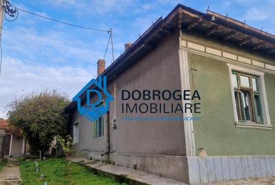 CASA DEMOLABILA ,TEREN 733 MP, DESCHIDERE STRADALA 11,5 ML - 2