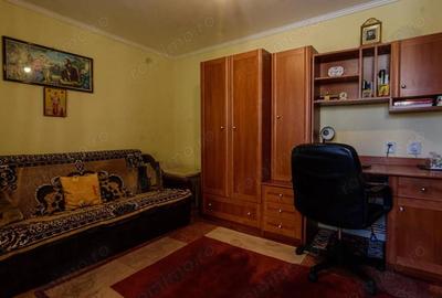 Casă cu Teren 307 Mp în Est - 10