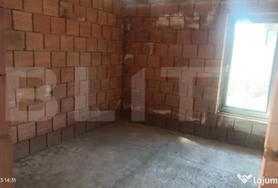 Casă cu 4 camere cu Teren 600 Mp în Dumbrăvioara - 4