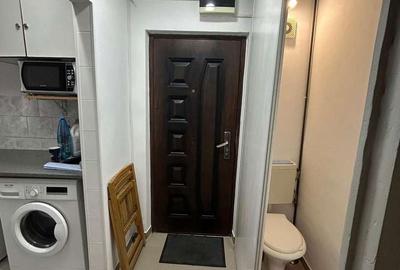 Garsonieră în Baza 3 - 6