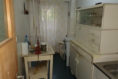 Vanzare garsoniera Anastasie Panu, libera, parter,blocul in planul 2 - 7