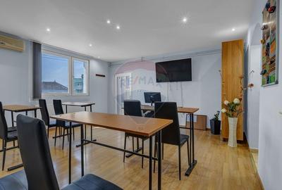 Casă cu 8 camere cu Teren 777 Mp în Ultracentral - 23