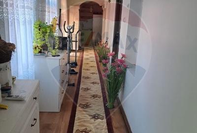 Casa / Vila cu 6 camere de vanzare in zona Sud Casa / Vila cu 6 camere de vanzare in zona Sud - 7