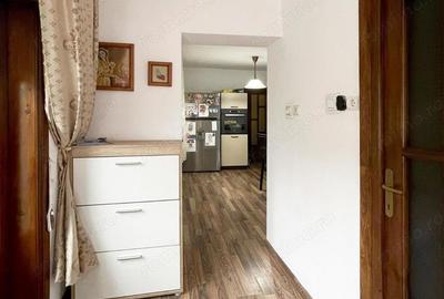 Casă cu 5 camere cu Teren 2085 Mp în Călugareni - 1