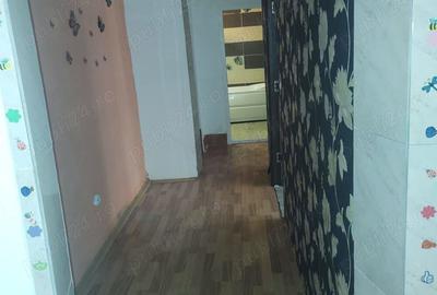 Vand apartament cu 2 camere in Rovinari - 6