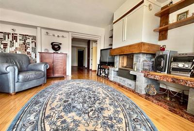Apartament cu 4 camere decomandat, mobilat în Central - 1