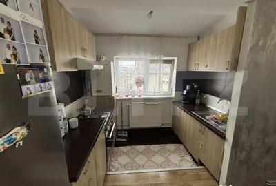 Apartament cu 3 camere decomandat în Central - 3