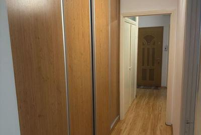 Apartament 3 cam dec Piata Centrala,et 2 - 6