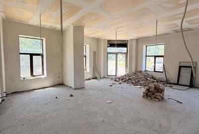Spațiu comercial, de 1,060 mp, în Gării - 3