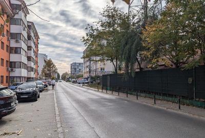 Spațiu comercial, de 52.869998931885 mp, în Sud - 11