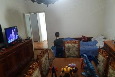 Vand apartament 2 camere Matei Basarab VALCEA