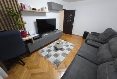 Vand apartament 3 camere decomandat Tractorul cu loc de parcare - 5