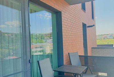 Apartament cu 3 camere în Bucium - 1