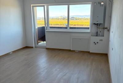 Garsonieră decomandată în Sânpetru - 4