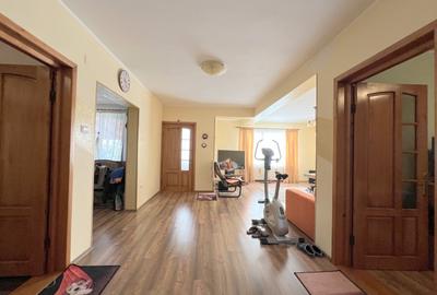 Vanzare 🏡 Vilă Deosebită P+M – Central Vânători (Galați) | Teren 1000 mp - 6