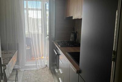 Apartament cu 4 camere decomandat în Central - 3