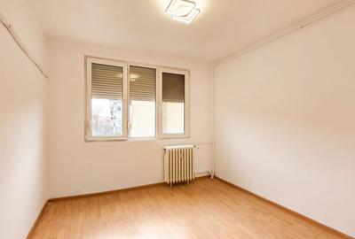 Apartament cu 3 camere decomandat în Drumul Taberei - 6