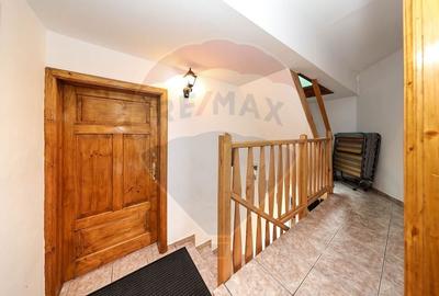 Casa si Spatiu comercial, centru in Sacele! - 21