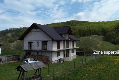 Casă cu 7 camere cu Canalizare în Pătrăuți - 12