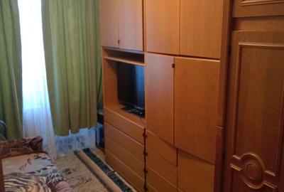 Apartament cu 3 camere semidecomandat în Central - 3