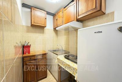 Garsonieră decomandată, mobilată în Ampoi 1 - 2