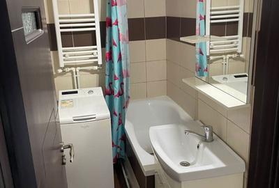 Garsonieră decomandată în - 5