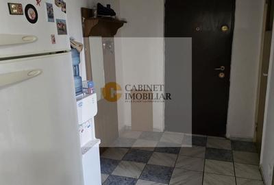 Apartament cu 3 camere semidecomandat în Drumul Taberei - 7