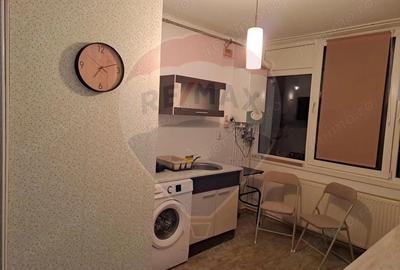 Garsoniera/ 2 camere de inchiriat in zona Tractorul! - 13