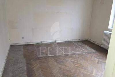 Apartament cu 2 camere decomandat în Plopilor - 3