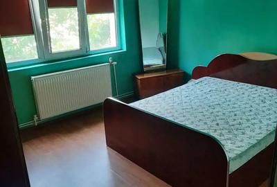 Inchiriez apartament 3 camere Inchiriez apartament 3 camere - 2