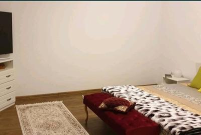 Casă cu 7 camere cu Teren 1300 Mp în Cristian - 8