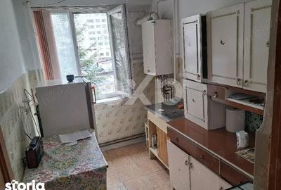 Apartament cu 2 camere decomandat în Ciupercenii Noi - 1