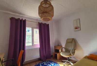 Spre inchiriere apartament 4 camere Curtea de Arges ultracentral Spre inchiriere apartament 4 camere Curtea de Arges ultracentral - 4