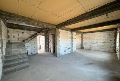 Casă cu 3 camere cu Teren 339 Mp în Central - 5