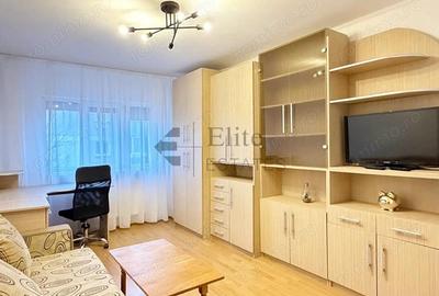Apartament cu 3 camere decomandat în Rogerius