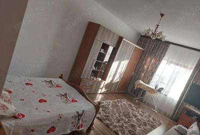 Casă cu 6 camere cu Teren 300 Mp în Central - 7