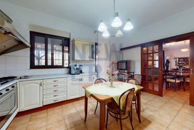 De vanzare vila eleganta P+1 si constructii anexe Petresti-Corbeanca - 6