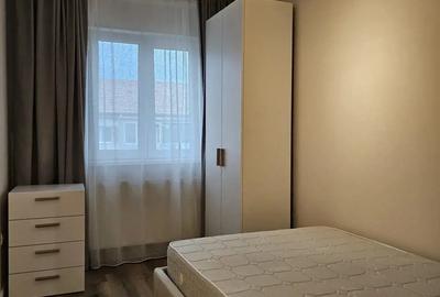Inchiriez apartament cu 3 camere - 4