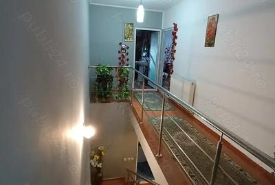 Casă cu 6 camere în Valu lui Traian - 3