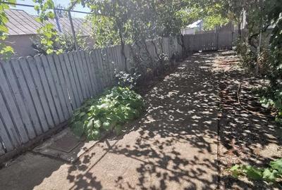 Casă cu 3 camere cu Teren 1558 Mp în Jurilovca - 6