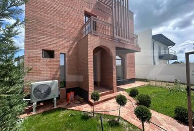 Casă cu 4 camere cu Teren 500 Mp în Central - 13