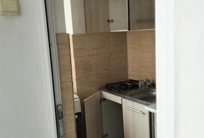 Garsonieră semidecomandată în Tractorul - 1